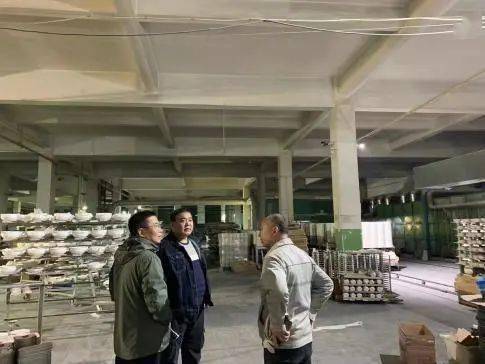 環(huán)保人的周末 周末我在崗,環(huán)保不打烊